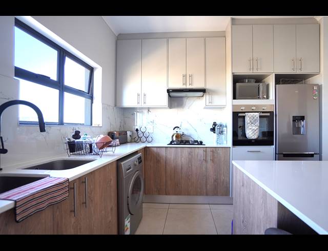 3 BEDROOM APARTMENT TO LET IN SANDOWN